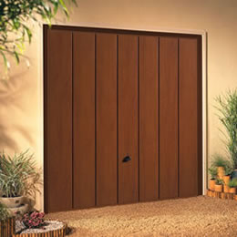 Garador timber effect Sherwoord garage door in golden oak foil effect